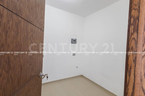 Casa En Venta En Fraccionamiento Condesa Rejón, Chihuahua Chih.