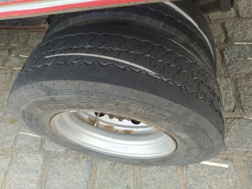 Imagem 10 de 11 de M.benz / 710