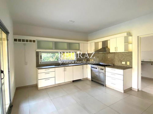 Casa En Venta En Santa Catalina, Villanueva, Tigre