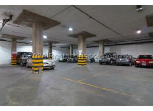 #24-17255 Excelente Edificio Industrial En La Trinidad