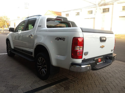 Imagem 7 de 12 de S10 High Country 4x4 Automática 2017/2018 Branca