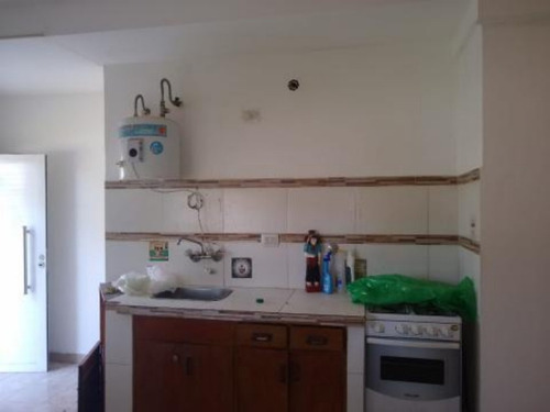 Imagen 4 de 10 de V008 - Departamento 2 Ambientes En Venta, Patio
