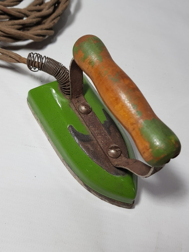 Imagen 6 de 7 de Antigua Plancha De Viaje Esmaltada Cable Ench Orig Mag 58189