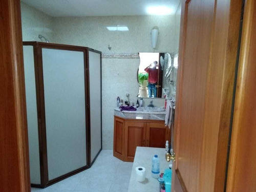 Jm/ Casa Con Grandes Espacios En Tejeda