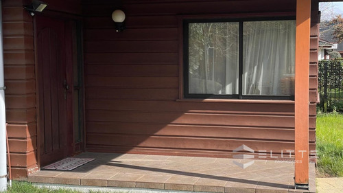 Casa En Arriendo De 5 Dorm. En Puerto Montt
