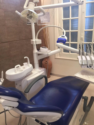 Imagen 8 de 10 de Blanqueamiento Dental Led +limpieza Dental + Fluor