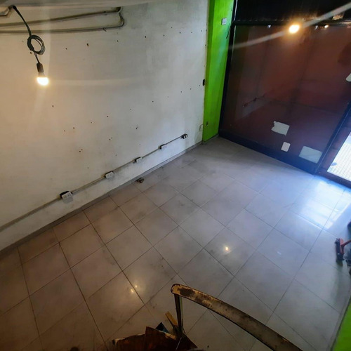 Imagen 8 de 17 de Alquiler De Local Comercial - Microcentro - Sin Conexion A Gas