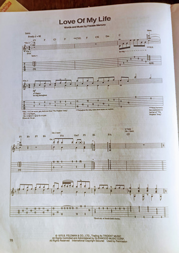 Libro Queen - A Night At The Opera - Tabs Recorded Versions (Usado)