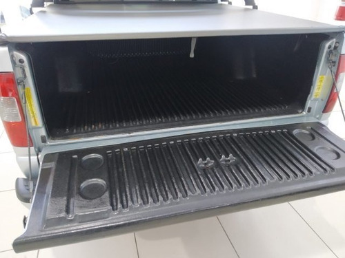 Imagem 8 de 12 de S10 2.4 Mpfi Advantage 4x2 Cd 8v Gasolina 4p Manual