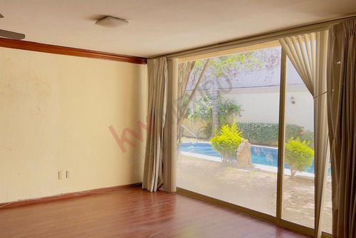 Experimenta El Lujo Y La Comodidad En Esta Impresionante Residencia Con Una Superficie De 600 M2 ...