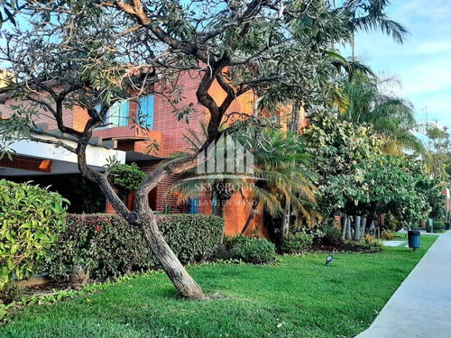 Imagen 12 de 14 de Armando Ortunio Sky Group Hermoso Townhouse En Res Bonaventure Home, Mañongo