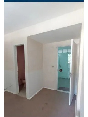 Excelente Sala Comercial, De Frente Para Igreja Matriz São Gonçalo, Praça Zégaroto