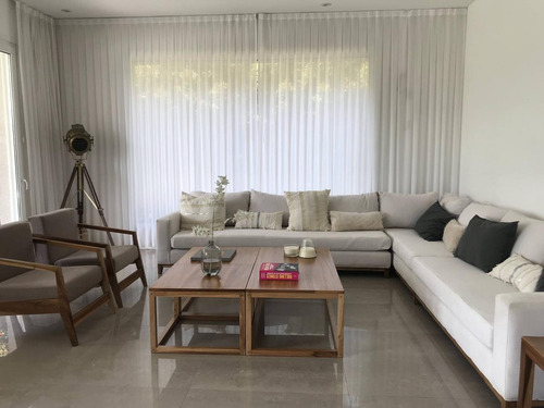 Imagen 14 de 30 de Casa - Nordelta- Espectacular Casa En Venta En Lagos Del Golf