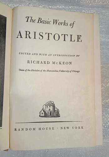 The Basic Works Of Aristotle. Firmado Humberto Maturana.