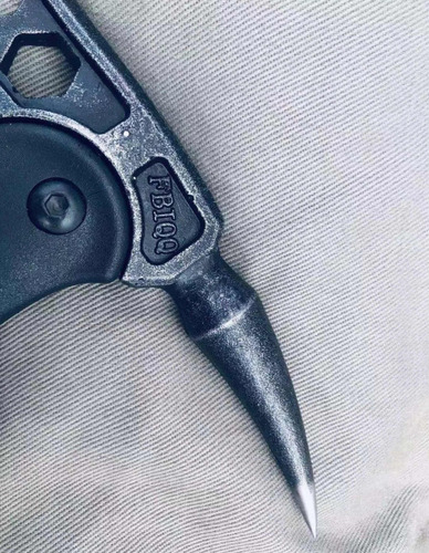 Machado Tático Combate Picareta Tomahawk