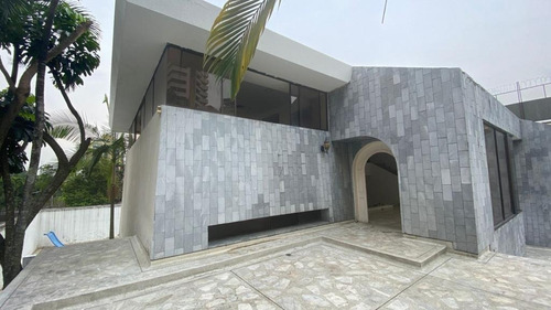 Imagen 2 de 15 de Exclusiva Casa En Normandia Para Remodelar
