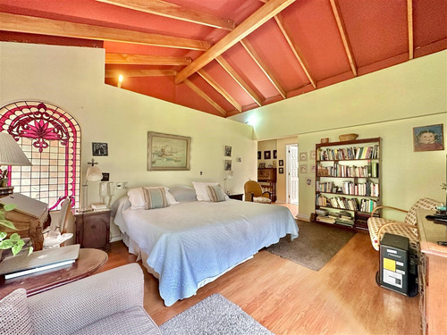 Las Lavándulas / Las Flores: Terreno 1.306 M2