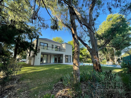 Imagen 19 de 23 de Casa 4 Dormitorios - Saint Thomas Oeste - En Venta O Alquiler Anual