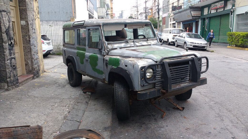 Land Rover Defender Sucata