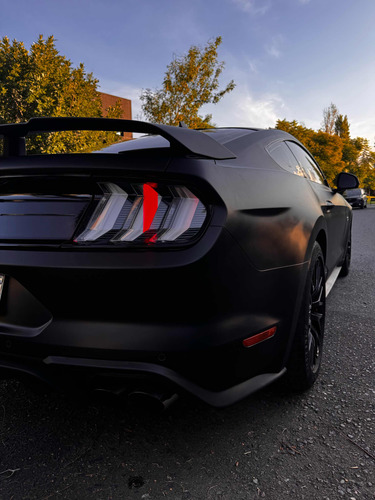 Ford Mustang 5.0 Gt 421cv