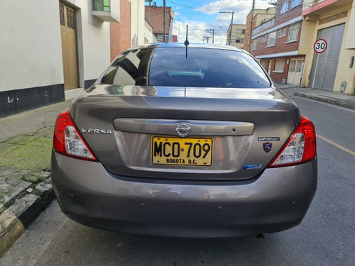 Nissan Versa Advance 1.6 At Fe