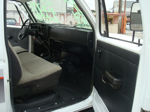 A20,kombi,c20 92 Gasolina 6cc Teto Alto Em Bom Estado Geral