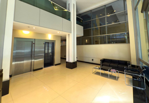 Exclusivo Penthouse Con Terraza