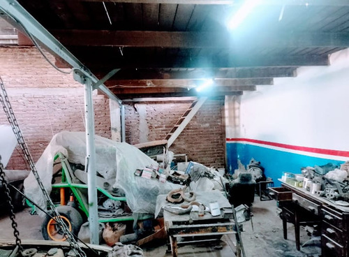 Remax Vende Galpon Cuarta Seccion Ciudad Mendoza