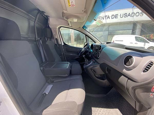 Imagen 12 de 15 de Peugeot Partner 1.6 4x2 Dsl Ab2 90 Hp Ev 2018 Jyvr94