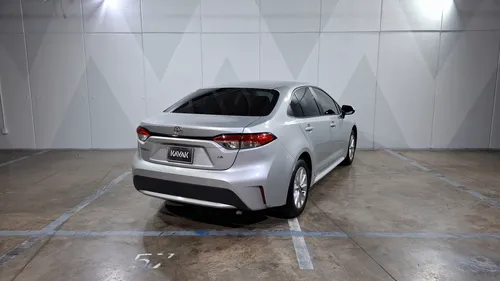 Toyota Corolla 1.8 LE AUTO