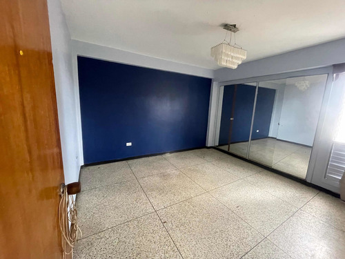 Imagen 6 de 12 de Apartamento Excelente Ubicación Para Remodelar
