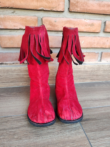 Botas De Niña Talle 28 De Gamuza Roja Con Flecos Caña Alta