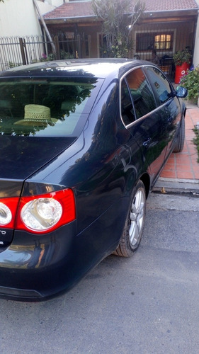 Volkswagen Vento 1.9 I Luxury Dsg 2010
