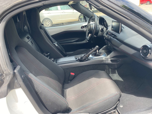 Imagen 9 de 12 de Mazda Mx-5 2016 2.0 Sport Mt