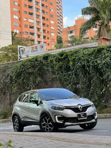 Renault Captur 2.0 Intens Automática