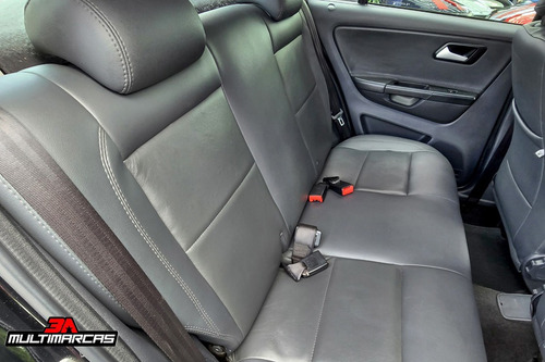 Volkswagen Fox 1.6 MI 8V FLEX 4P AUTOMATIZADO
