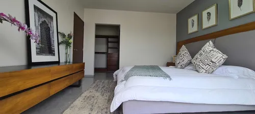 Espectacular Residencia $3,3,00,000 Ubicado En Pachuca