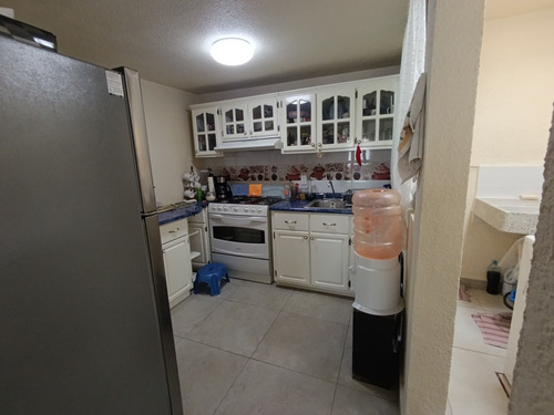 Casa 3 Recamaras Con Estudio, Cocina Integral, Acabados Lujo