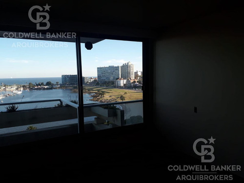 Apartamento 3 Dormitorios En Alquiler Rambla Puerto Buceo