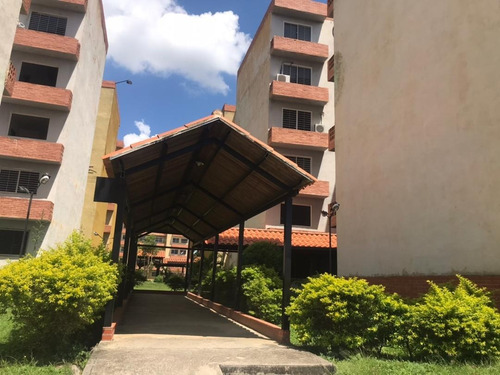 Imagen 2 de 14 de Global Alquila Apartamento En Res. La Abadía - San Diego (gla-1169)