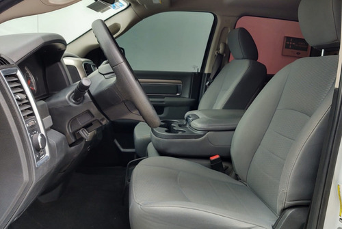Imagen 10 de 12 de Dodge Ram 2500 Crew Cab Slt Trabajo 4x4 V8
