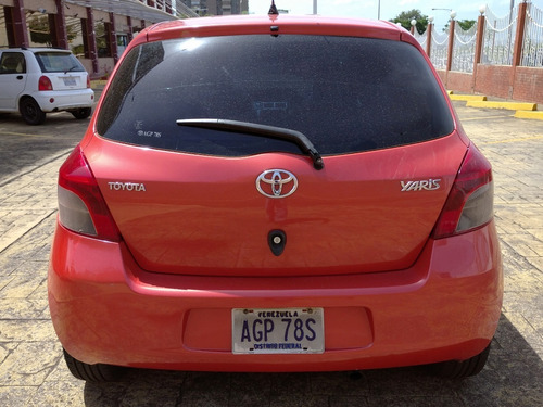 Imagen 5 de 15 de Toyota Yaris - Sincronica