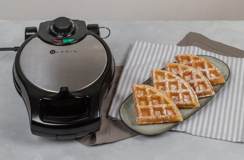 Maquina Para Waffles Waffle Maker Blanik Bwm032