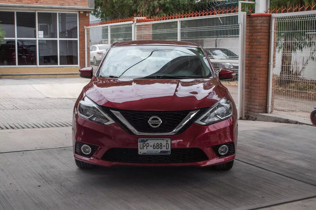 Nissan Sentra 2018 1.8 Advance Mt