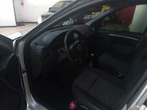 Imagem 4 de 8 de Renault Logan Expression 1.0