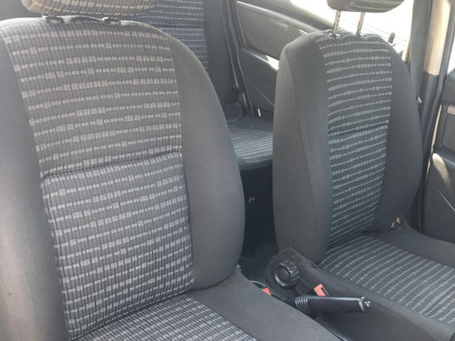 Imagem 8 de 10 de Renault Sandero Expression Hi-flex 1.6 8v 5p