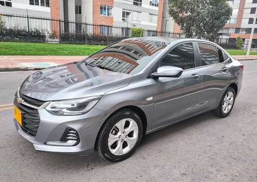 Chevrolet Onix 1.0T Premier Sedan At