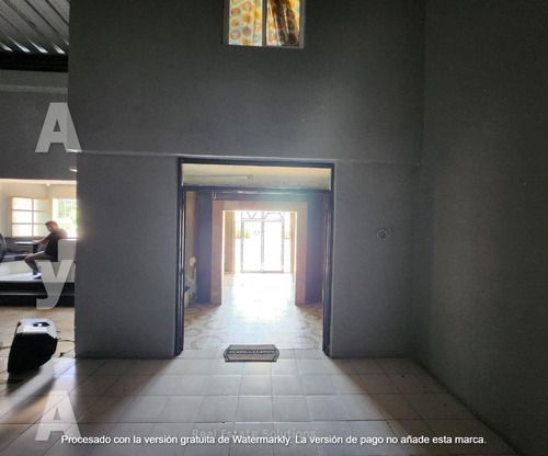 Edificio En Venta, 480 M2 De Terreno, Con Frente A Av. Jose Lopez Portillo, Sm 94, Cancun.