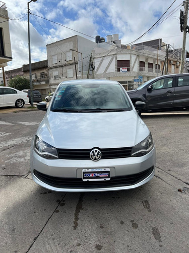 Volkswagen Voyage 1.6 Comfortline 101cv
