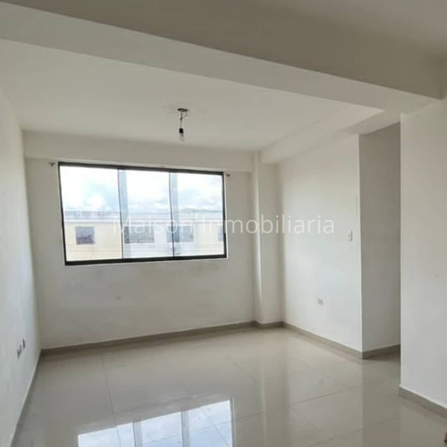 Imagen 2 de 10 de Se Vende Apartamento En Urbanización Las Carolinas Turmero Edo Aragua